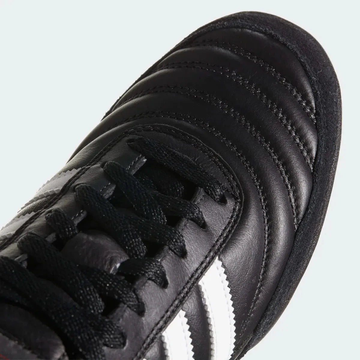 adidas Mundial Team