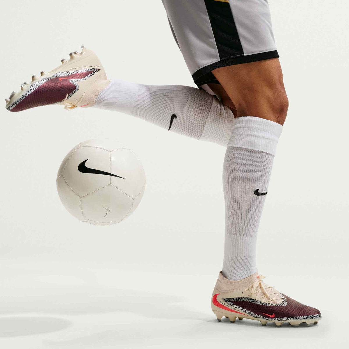 Nike Phantom 6 High Academy NU3 Firm/Multi Ground Soccer Cleats - United NU3 Pack (SU26)