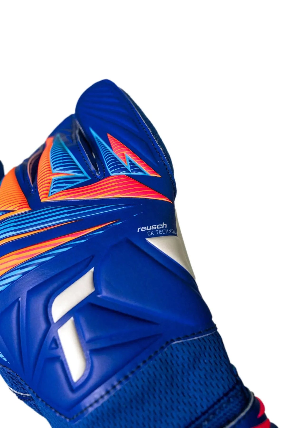 Reusch Attrakt Grip Goalkeeper Gloves