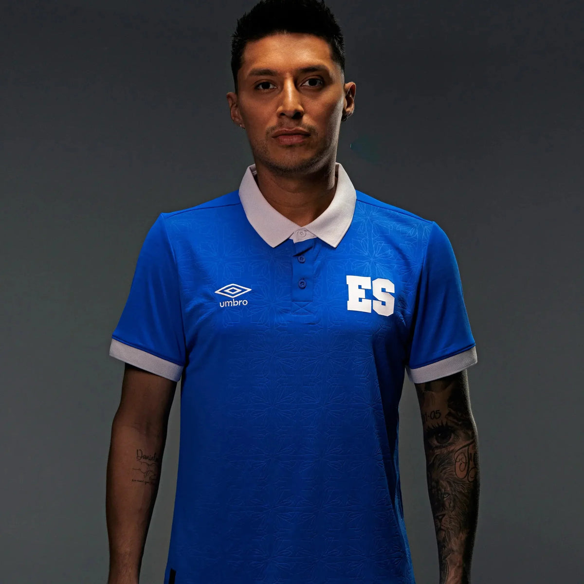 Umbro 2025-26 El Salvador Men's Stadium Home Soccer Jersey