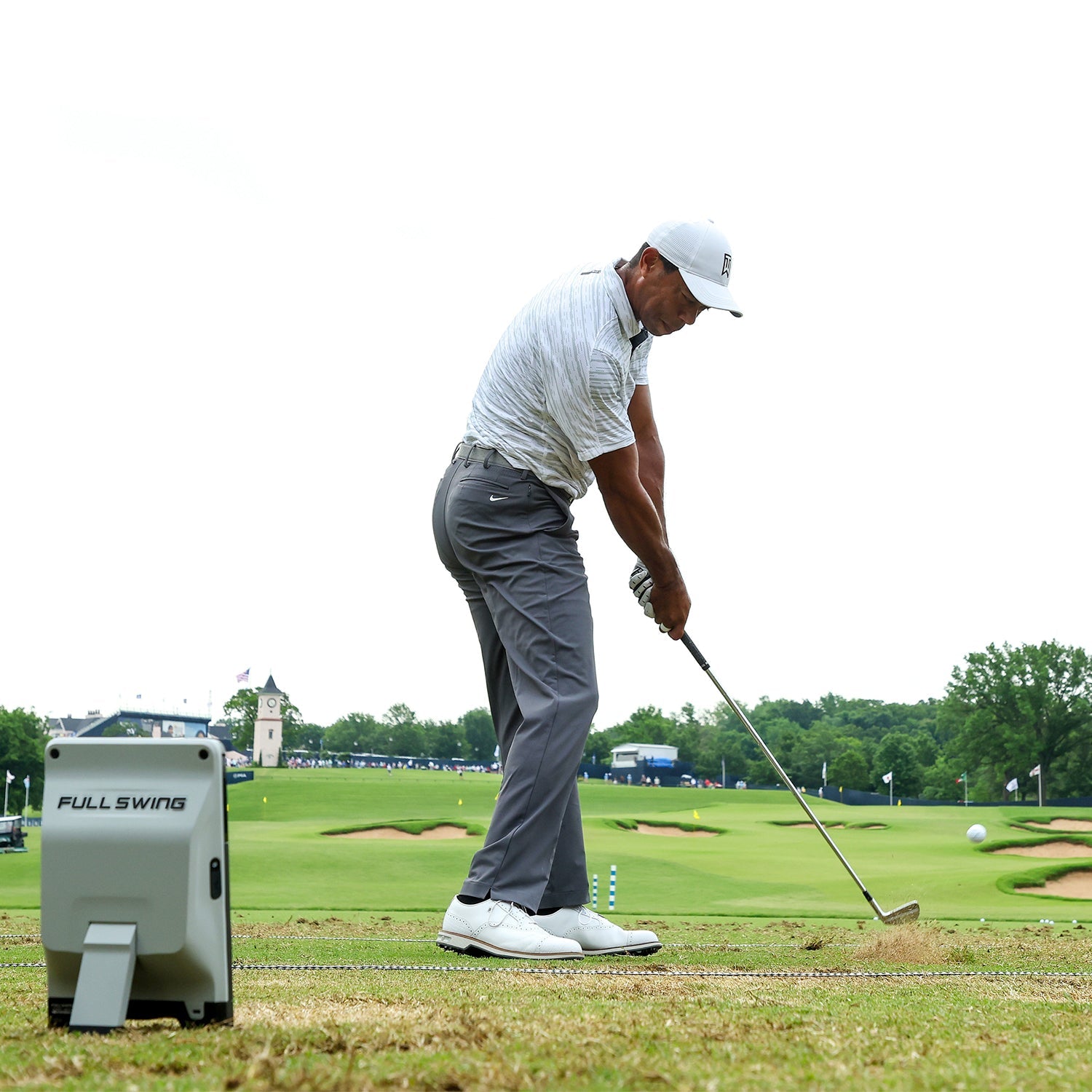 Full Swing Kit Launch Monitor