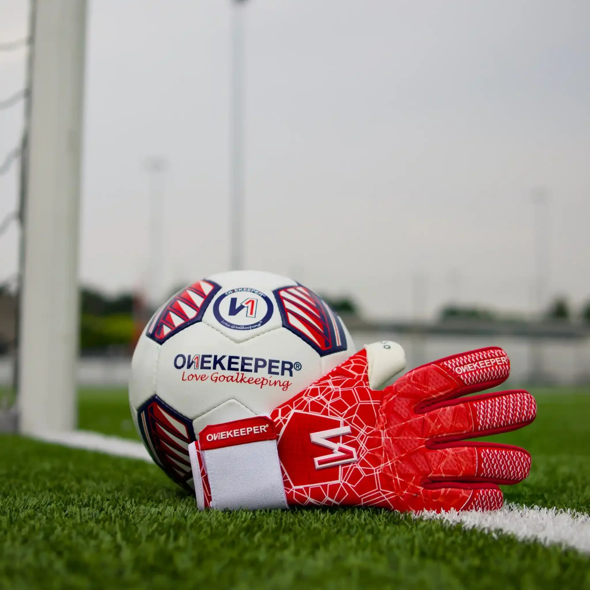 C-TEC Red and White with Thin Neoprene Backhand for Cold Weather