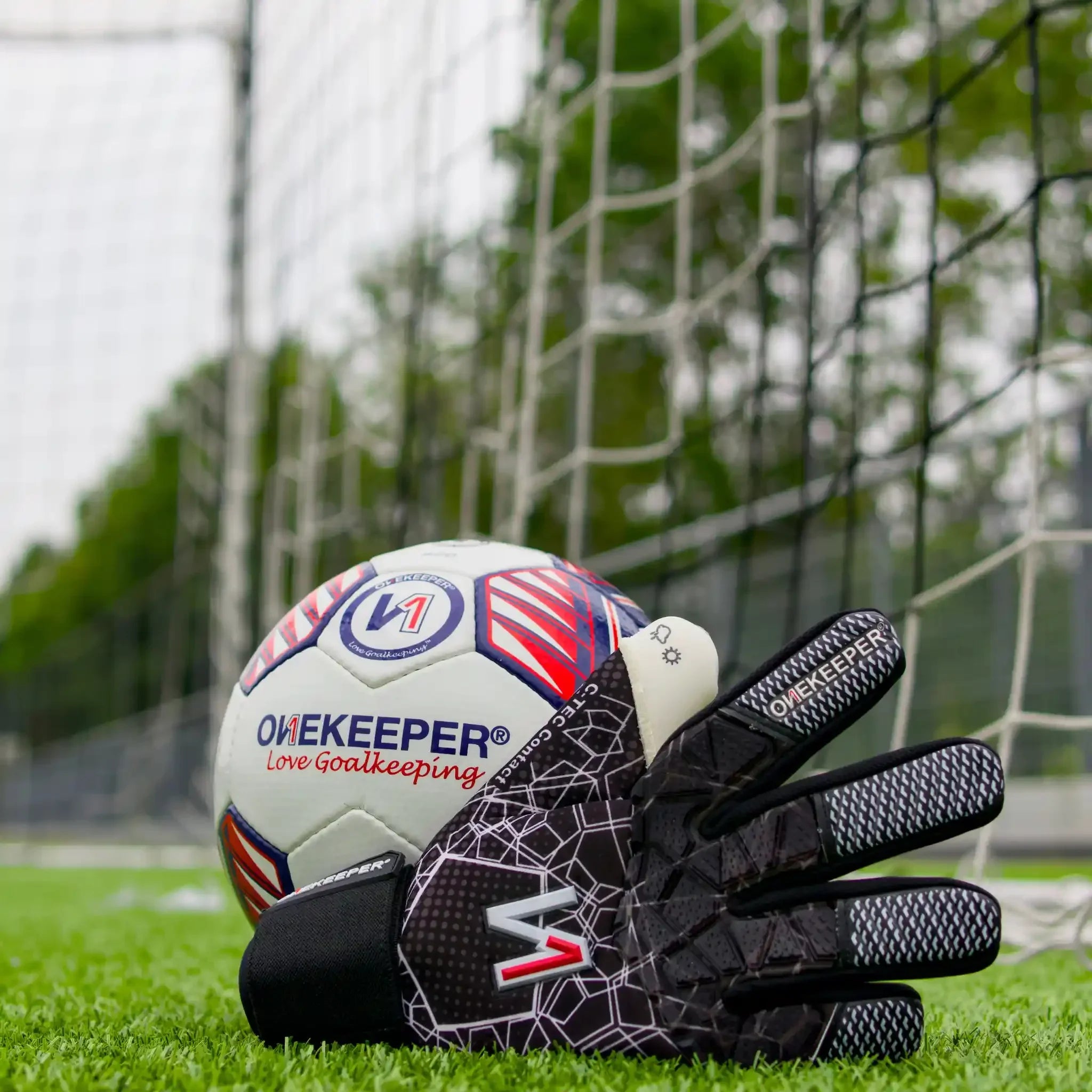 C-TEC Black and White with Thin Neoprene Backhand for Cold Weather