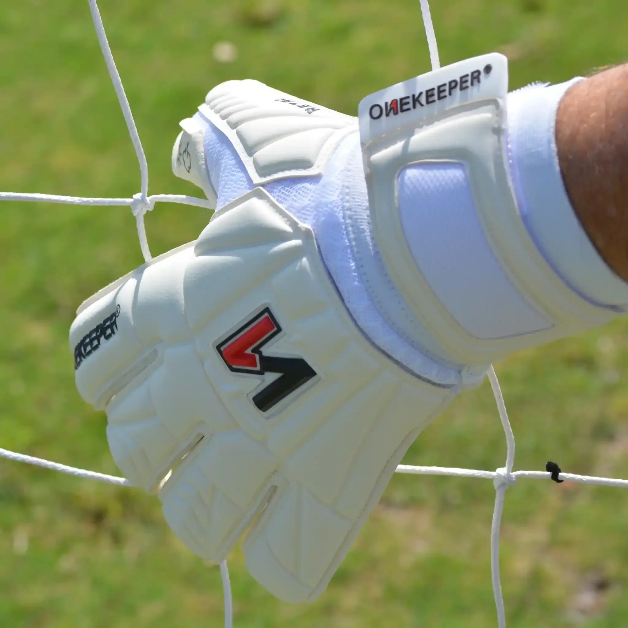ONEKEEPER Retro White (No Finger Protection)