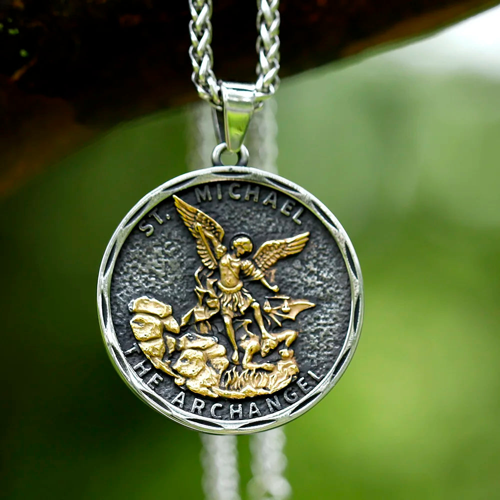 new Men Stainless Steel Archangel St.Michael Guardian Pendant Necklaces Fashion Jewelry Creativity Chains Gifts