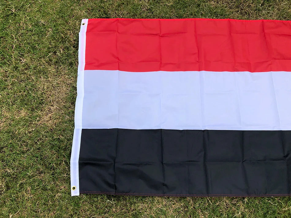 SKY FLAG Yemen flag 90 x 150cm high quality polyester double side penetration Yemen flag Banner Hanging National flags
