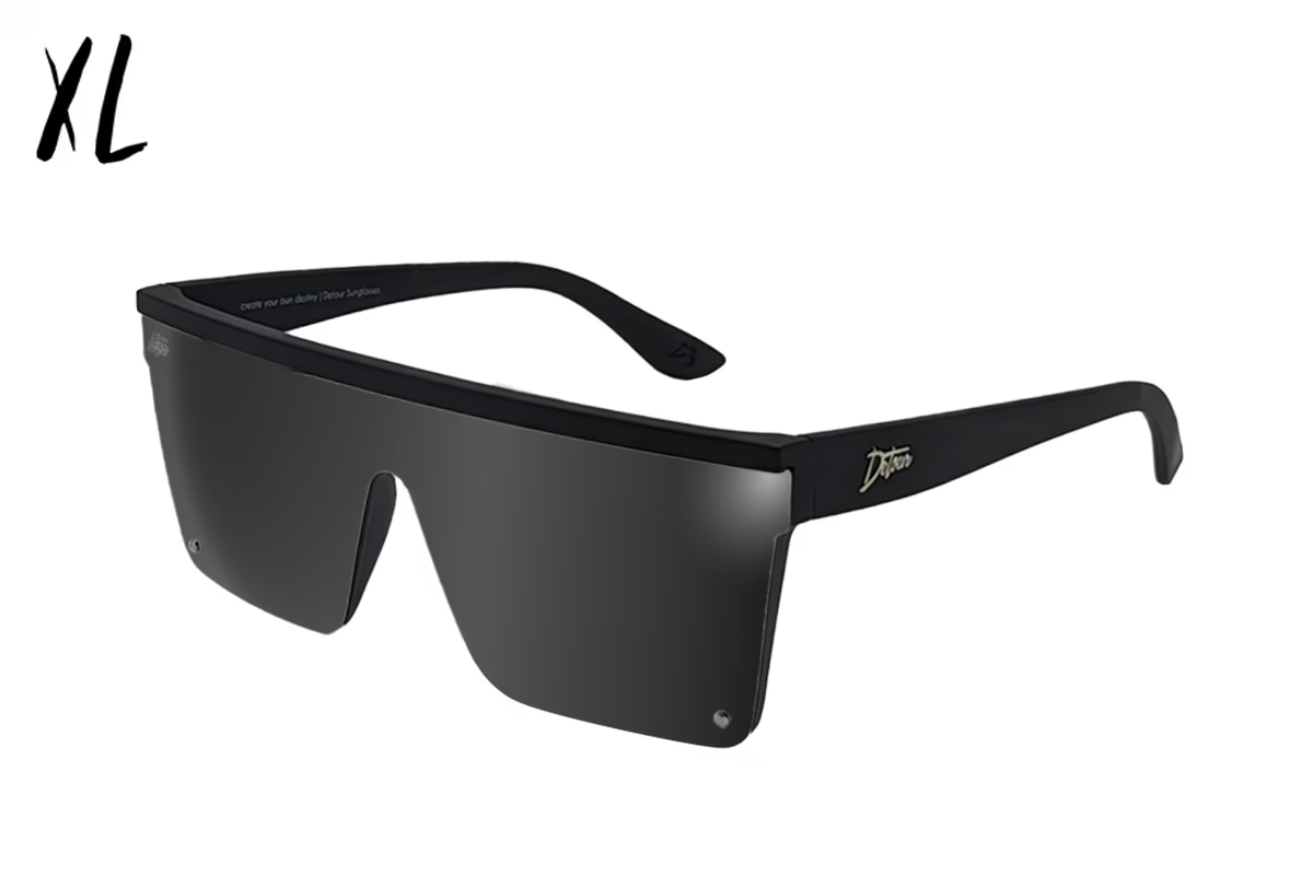 Tidal Wave XL - Matte Black - Jet Black Lens Polarized