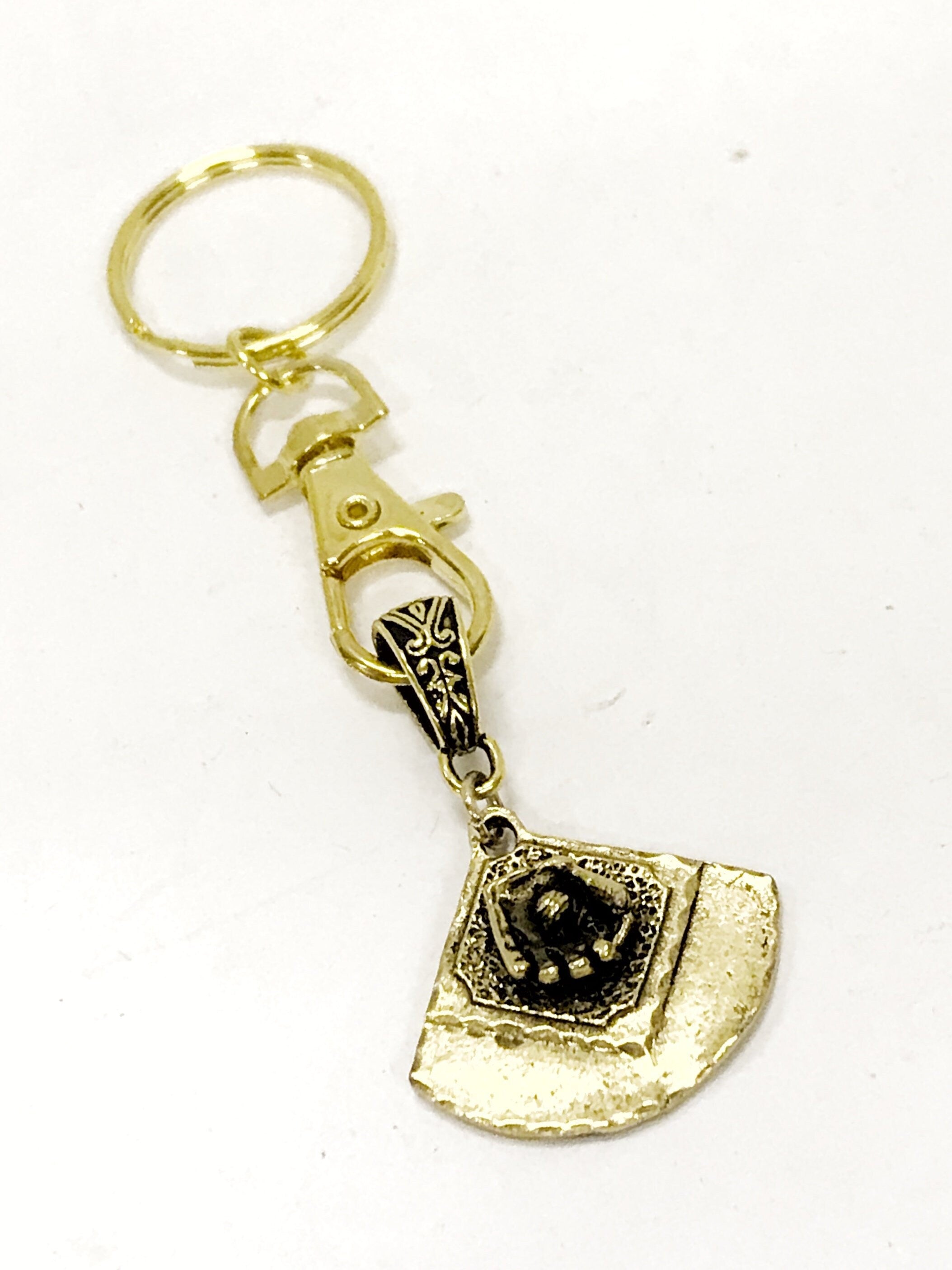 Baseball Mom Keychain, Baseball Mom Gift, Baseball Team Mom Gift, Keychain Gift, Goldtone Keychain, Homeplate Keychain, Gift For Her