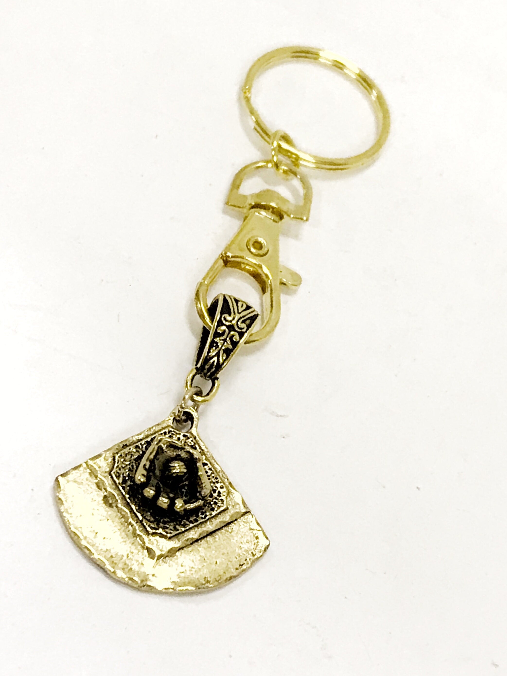 Baseball Mom Keychain, Baseball Mom Gift, Baseball Team Mom Gift, Keychain Gift, Goldtone Keychain, Homeplate Keychain, Gift For Her