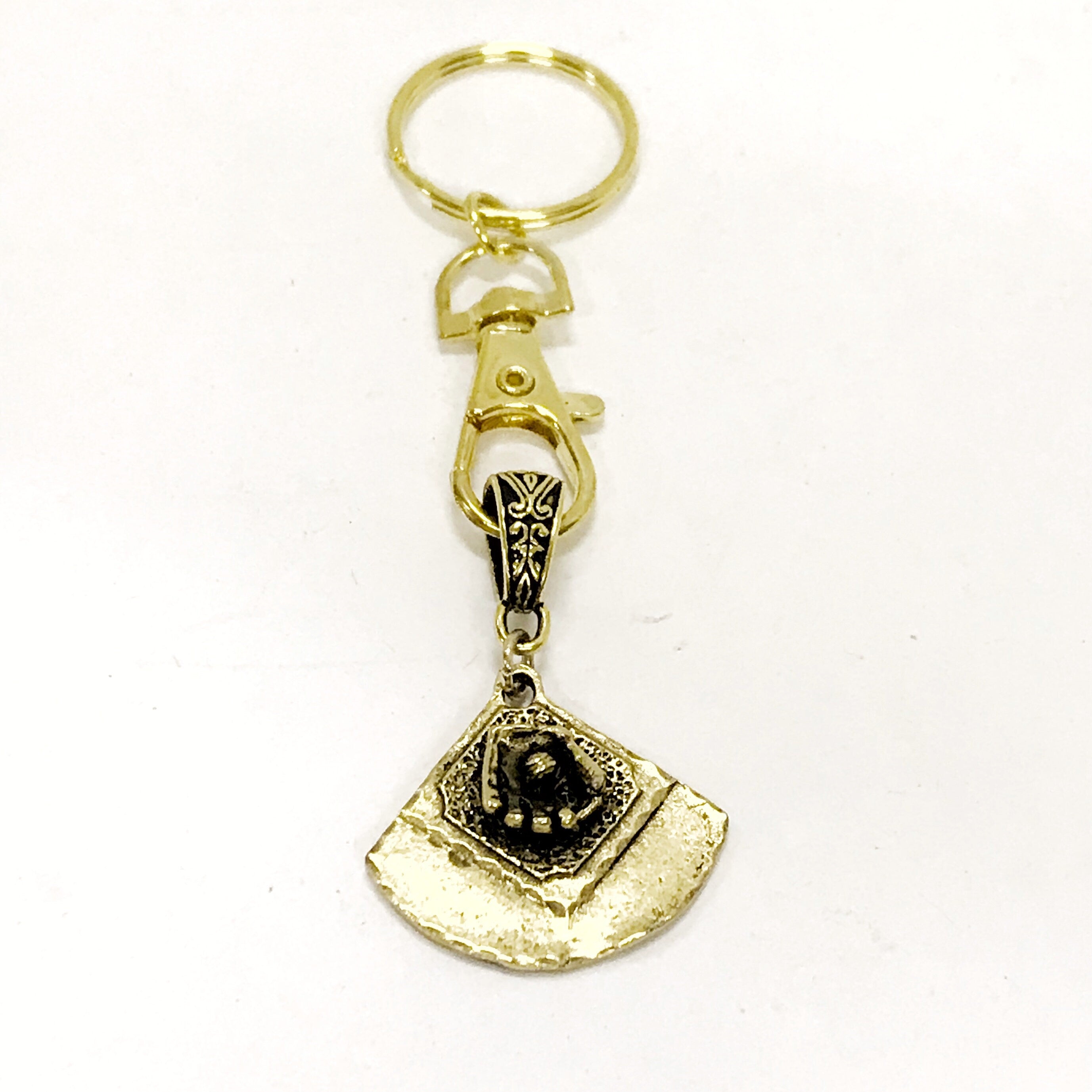 Baseball Mom Keychain, Baseball Mom Gift, Baseball Team Mom Gift, Keychain Gift, Goldtone Keychain, Homeplate Keychain, Gift For Her