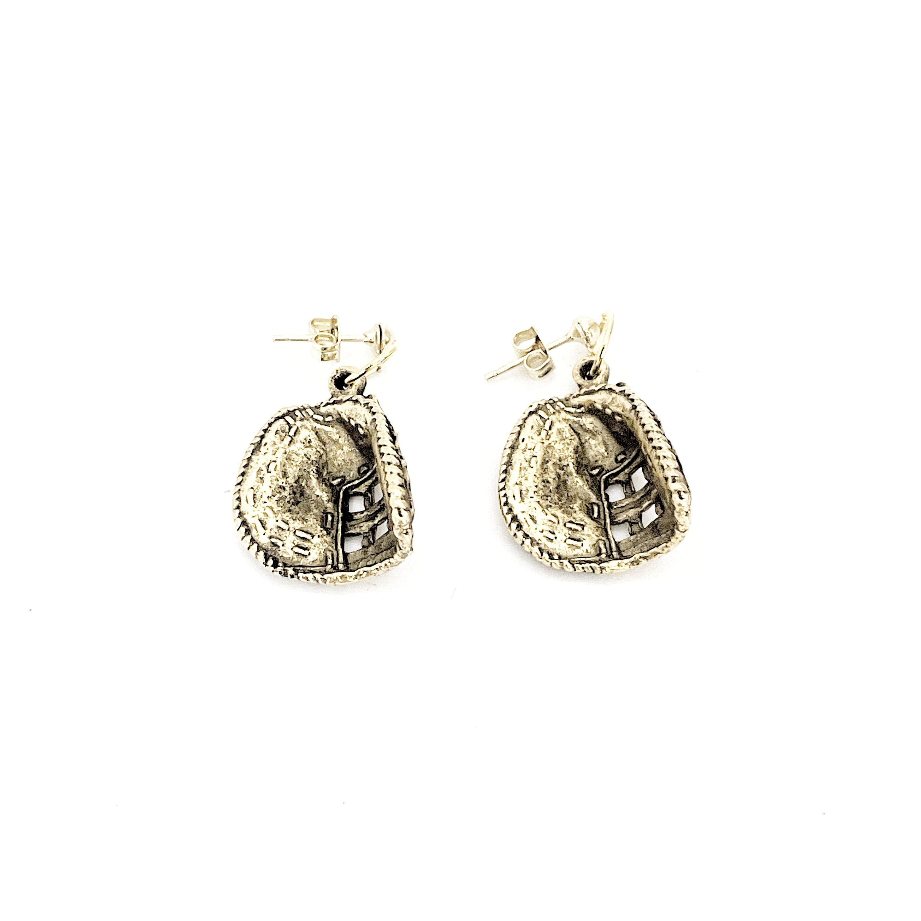 Baseball Mom Gifts, Baseball Catcher Mom Earrings, Daughter Gifts, Catcher Mitt Earring, Girlfriend Gift, Baseball Mom Jewelry, Gift For Her