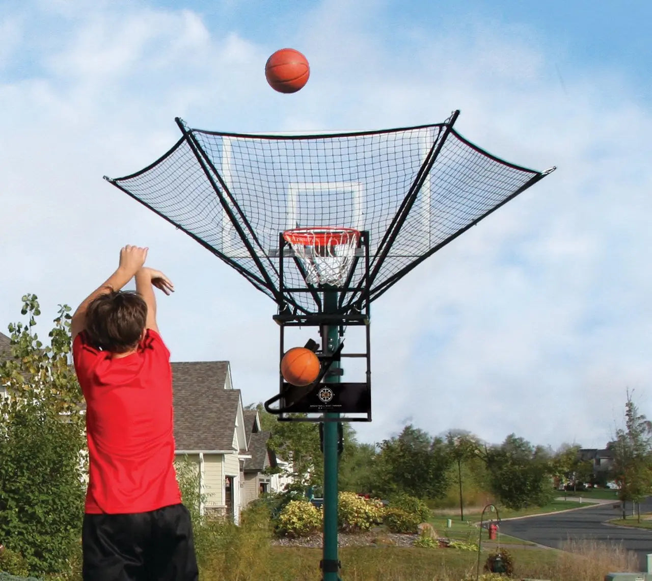 IC3 Basketball Shooting Machine Rebounder