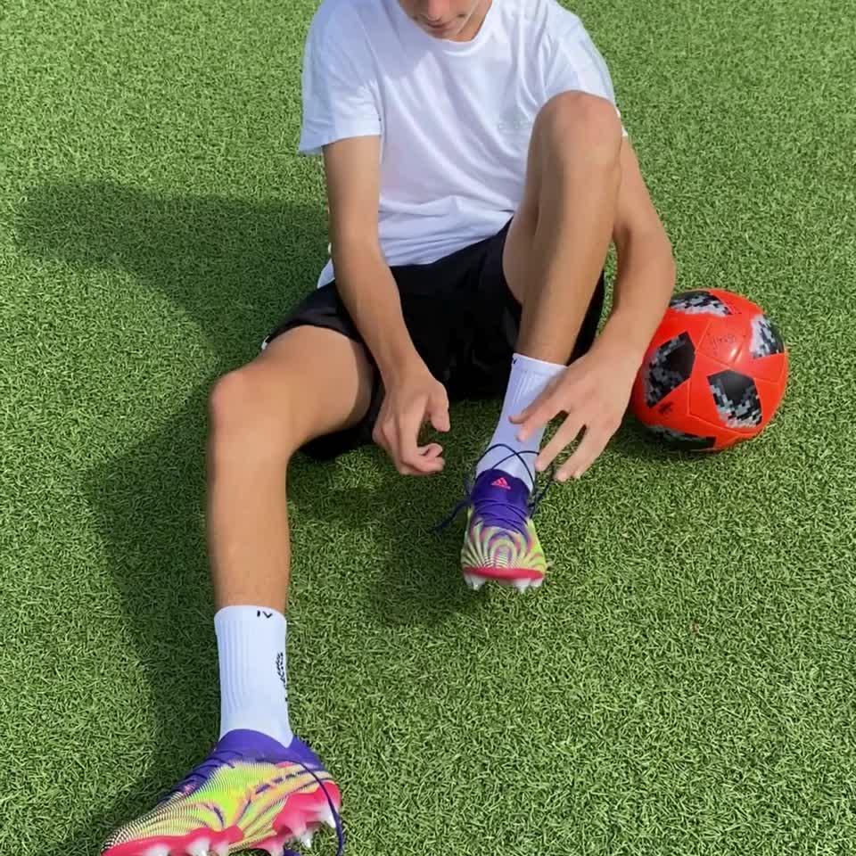ONEKEEPER Grip Socks – Anti-Slip Socks for All Sports